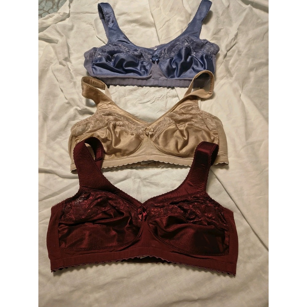 Glamorise Bra  Lot 3 Sz 38C.  Style 1000 Magic Lift Full Support Wire free Good